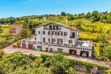 Foto Case semi ndipendenti in Via dell'acqua zolfa 11, Isernia di 407 m²