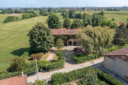 Foto Villa unifamiliare in Via Chiavarini, Chivasso Mosche di 350 m²