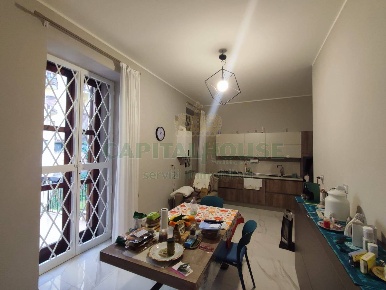 Foto Appartamento in VIA CIRCUMVALLAZIONE, Avellino di 100 m² con 3 locali