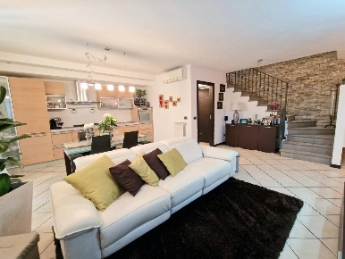 Foto Appartamento in VIA GARIBALDI 12, Ronchi dei Legionari Centro di 90 m²