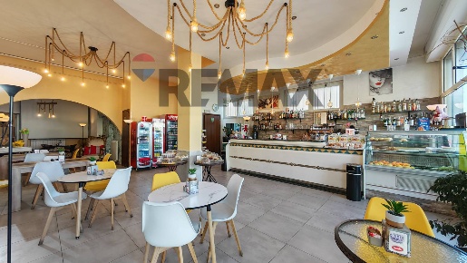 Foto Bar in via roma 310, Silvi Silvi Marina di 450 m² con 4 locali