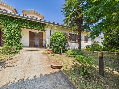 Foto Villa unifamiliare in Strada Campagnate 46, San Genesio ed Uniti