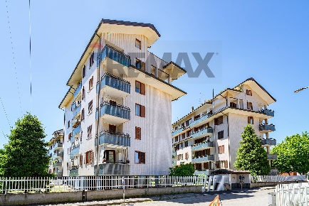 Foto Attico in via Castellazzo 65/A, Rho San Carlo - San Paolo di 156 m²