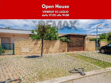 Foto Villa a schiera in Strada Statale 16 Complanare Ovest 46, Bari