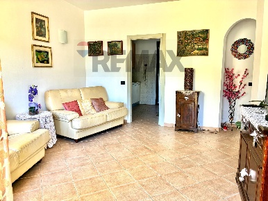 Foto Appartamento in VIA LAVELLO 62, Massa Zona Industriale di 75 m²