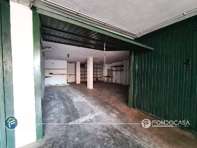 Foto Posti auto in Regione Rapalline, Albenga Campochiesa di 66 m²