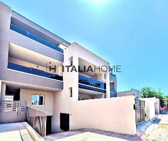 Foto Appartamento a Villasimius Centro di 80 m² con 3 locali in vendita