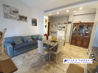Foto Appartamento in VIA FRATELLI ROSSELLI, Senago di 85 m² con 3 locali