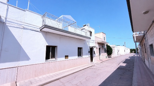 Foto Villa singola in Contrada Sant'Andrea, Monopoli Centro di 85 m²