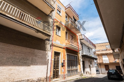 Foto Appartamento in Via Arsiero 27, Francofonte di 100 m² con 5 locali