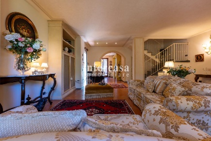 Foto Villa bifamiliare a San Giuliano Terme Asciano, Agnano di 240 m²