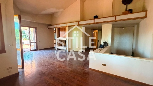 Foto Appartamento a Castelfranco di Sotto di 265 m² con 13 locali