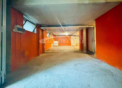 Foto Garage a Fano di 60 m² con 2 locali in vendita