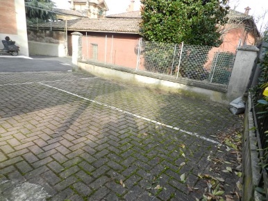 Foto Box in Via del Meloncello ad.ze Via Saragozza, Bologna Colli Saragozza