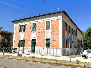 Foto Appartamento in adiacenze centro, Medicina Medicina Buda di 85 m²