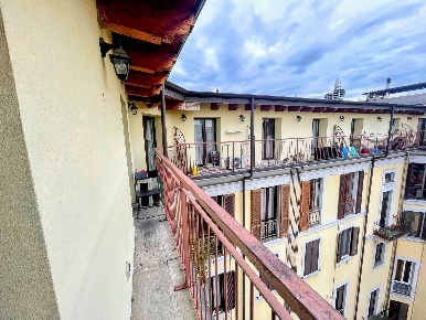 Foto Appartamento in Via Alserio 1, Milano Farini di 70 m² con 4 locali