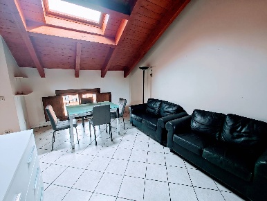 Foto Appartamento in Via Spartaco 38, Milano Cadore di 98 m² con 3 locali