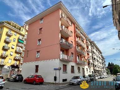 Foto Appartamento a Biella Centro Storico di 122 m² con 6 locali in vendita