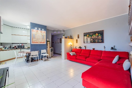 Foto Appartamento in Via Puccini 10, Cornate d'Adda Centro di 118 m²