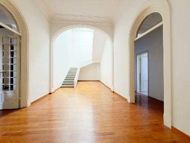 Foto Appartamento a Firenze Fortini di 338 m² con 5 locali in vendita