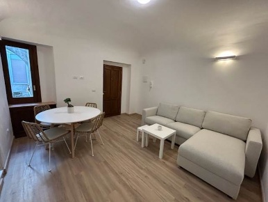 Foto Appartamento in Via Amalfitania 9, Siracusa Ortigia di 85 m²