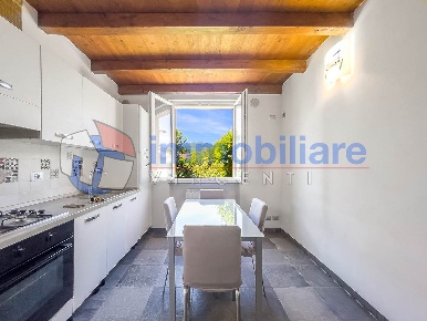 Foto Appartamento a Sarzana Crociata di 47 m² con 3 locali in affitto