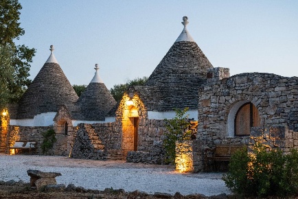 Foto Trullo in Contrada Sant'Anna 22, Ceglie Messapica di 164 m² in vendita