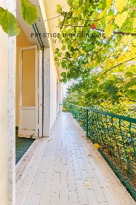 Foto Appartamento a Livorno Calzabigi di 104 m² con 4 locali in vendita