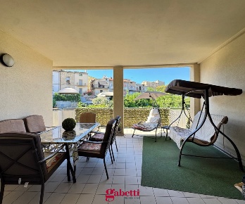 Foto Duplex in Via Montegrappa 18, San Salvo Centro di 125 m² con 5 locali