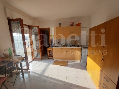 Foto Appartamento in Via Dei Tigli 53, Alba Adriatica di 50 m² con 2 locali
