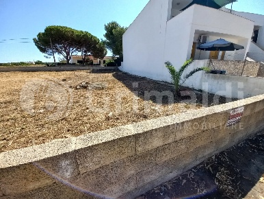 Foto Terreno residenziale in Via Amalfi 130, Taviano di 360 m² in vendita