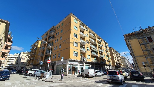 Foto Appartamento in VIA FABIO FILZI, Ascoli Piceno di 170 m² con 5 locali
