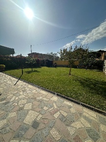 Foto Villa unifamiliare a Castelnuovo Magra Colombiera Molicciara di 240 m²