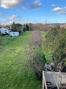 Foto Villa bifamiliare a Fano Poderino - Trave di 280 m² con 12 locali