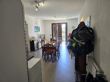 Foto Appartamento in Via Gorizia 78, Massa Marina di Massa Centro di 80 m²