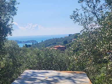 Foto Terreno agricolo a Lerici Pitelli di 10 m² in vendita
