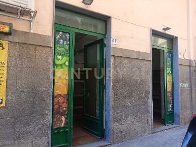 Foto Locale commerciale in Via Umberto I 290a, Catania Libertà - Stazione