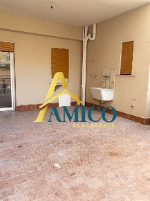 Foto Appartamento in Viale Europa, Villabate di 124 m² con 4 locali