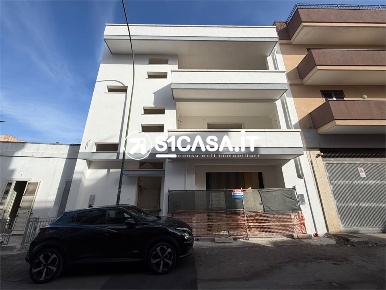 Foto Magazzino in Via A. Colitta, Galatone Centro di 190 m² con 1 locali