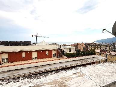 Foto Appartamento a Salerno Centro di 127 m² con 4 locali in vendita