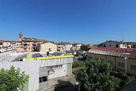 Foto Appartamento a Conselice Centro di 1 m² con 8 locali in vendita
