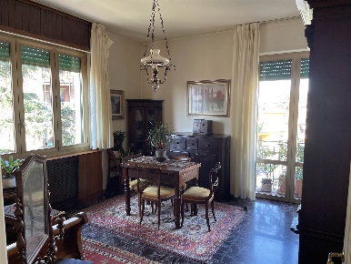 Foto Appartamento a Firenze Soffiano di 90 m² con 4 locali in vendita