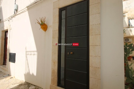 Foto Appartamento in Via Isonzo 2, Noci Centro di 45 m² con 1 locali