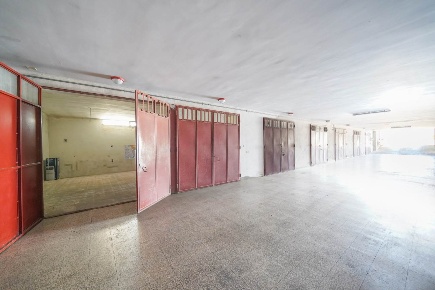 Foto Garage in Viale Sicilia, Palo del Colle Centro di 45 m² con 1 locali