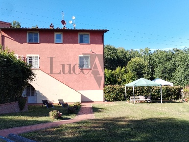 Foto Rustico in Via Pesciatina 852, Capannori Gragnano - Lappato di 180 m²
