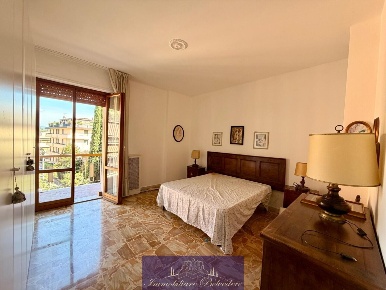Foto Appartamento in Via Lunga, Firenze Cintoia - Le Torri di 110 m²
