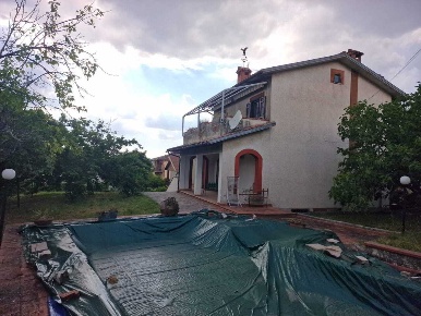 Foto Villa unifamiliare in Via Giacomo Matteotti 6, Montecastrilli