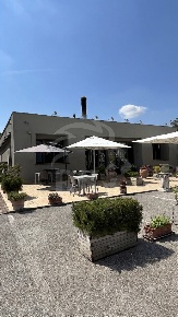 Foto Attività commerciale in Via Ravenna 250, Ferrara Aeroporto di 290 m²