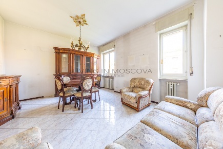 Foto Appartamento in Via Tavazzano 10, Milano Certosa di 115 m² in vendita