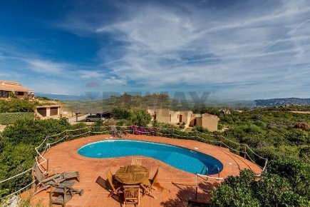 Foto Villa unifamiliare in costa Paradiso via  la cruzitta, di 125 m²